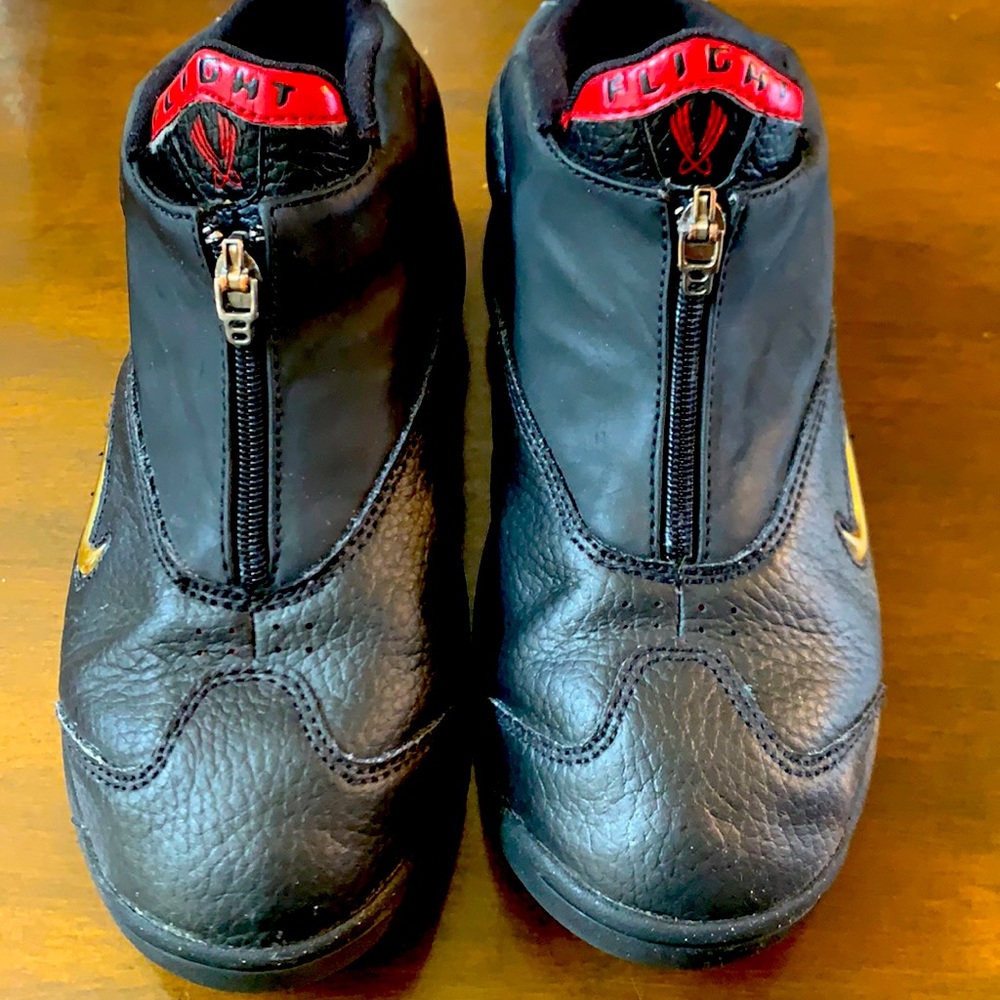 Kids Nike Flight basketball shoes